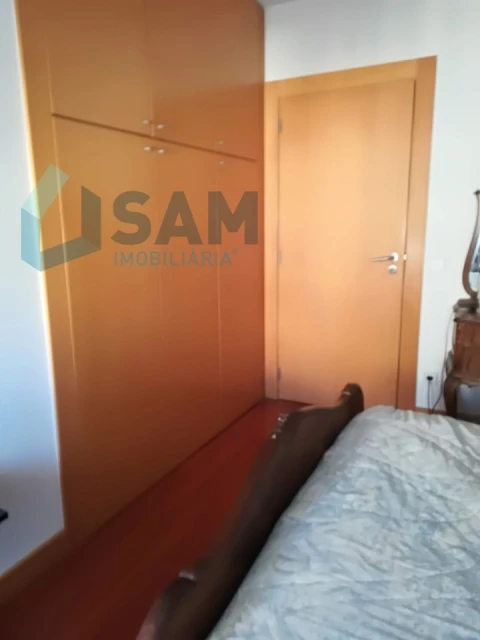 Apartamento T4 para Venda em Lordelo do Ouro e Massarelos
