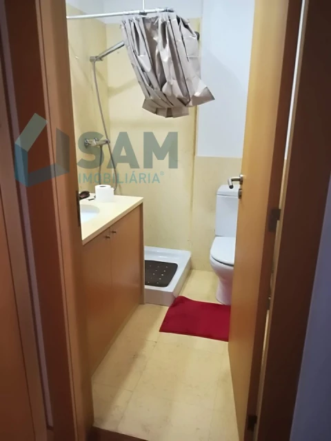 Apartamento T4 para Venda em Lordelo do Ouro e Massarelos