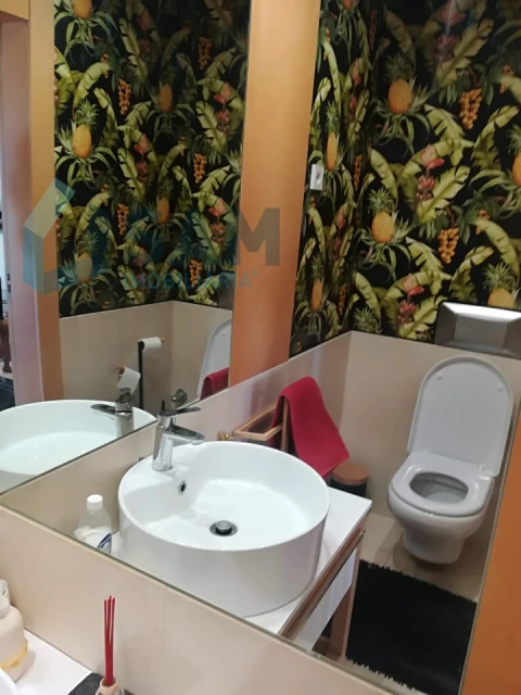 Apartamento T4 para Venda em Lordelo do Ouro e Massarelos