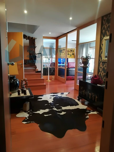Apartamento T4 para Venda em Lordelo do Ouro e Massarelos