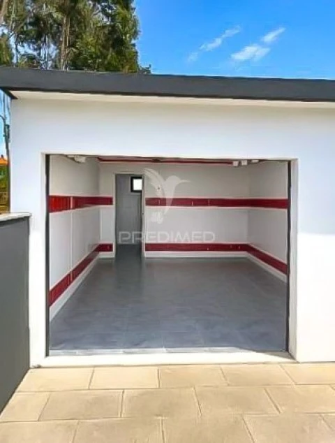 Moradia T3 para Venda em Esgueira