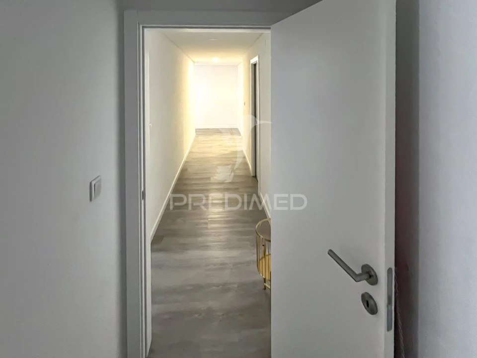 Apartamento T4 para Venda em Samora Correia Foto 12