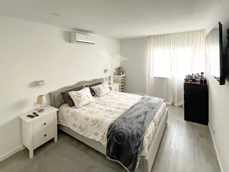 Apartamento T4 para Venda em Samora Correia Foto 23