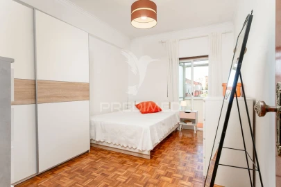Apartamento T2 para Venda em Póvoa de Santa Iria e Forte da Casa