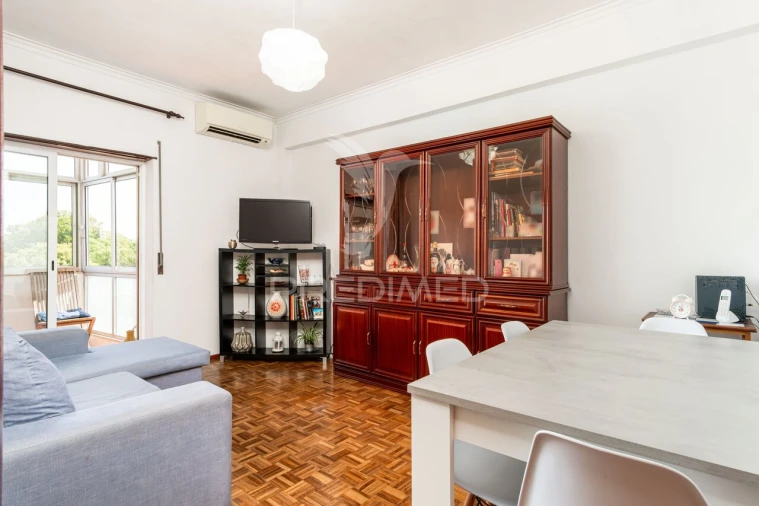 Apartamento T2 para Venda em Póvoa de Santa Iria e Forte da Casa Foto 12