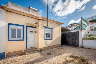 Moradia T3 para Venda em Lagos (São Sebastião e Santa Maria)