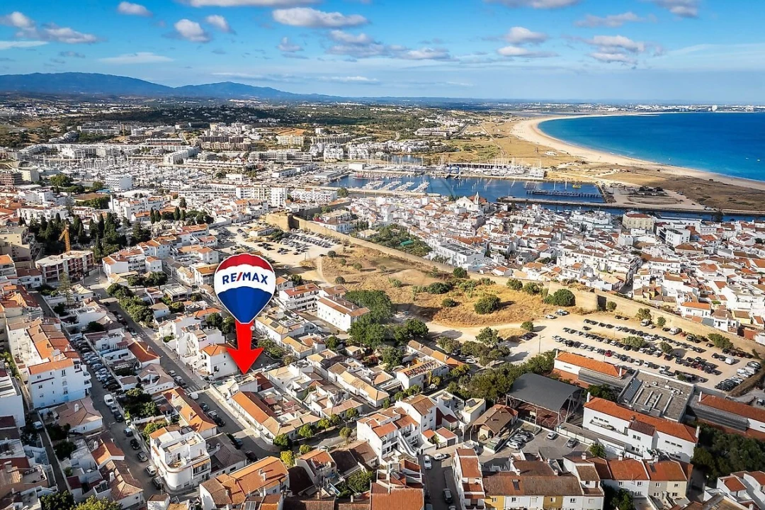 Moradia T3 para Venda em Lagos (São Sebastião e Santa Maria) Foto 34