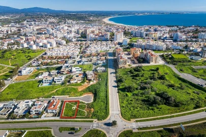 Terreno para Venda em Lagos (São Sebastião e Santa Maria)