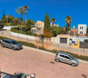 Moradia T3 para Venda em Albufeira e Olhos de Água