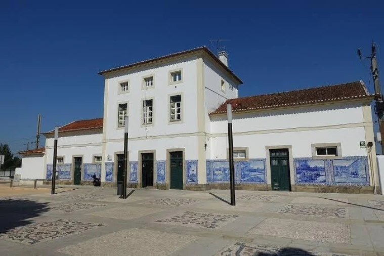 Loja para Trespasse em Ovar, São João, Arada e São Vicente de Pereira Jusã Foto 8
