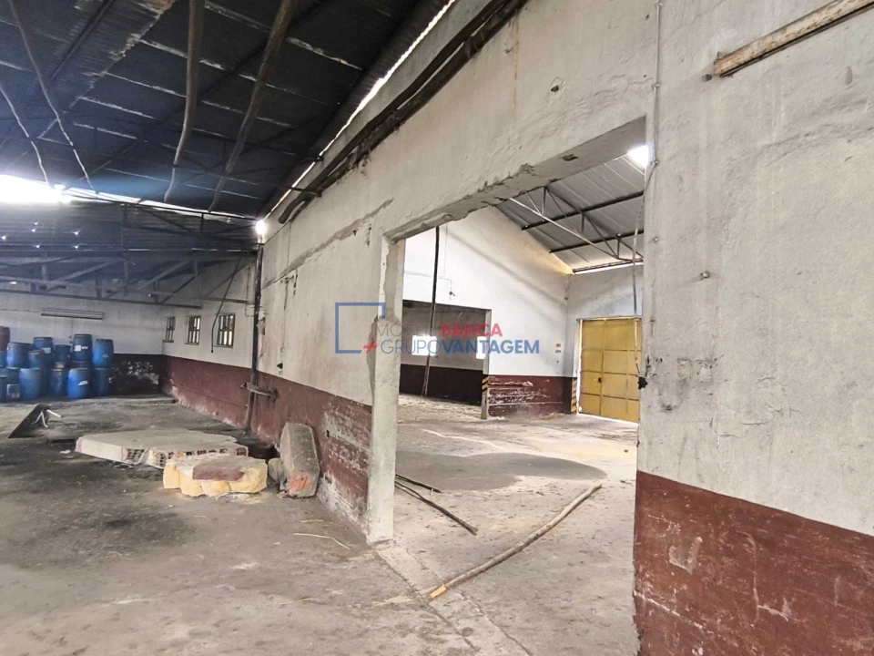 Armazém para Venda em Alcanena e Vila Moreira Foto 9