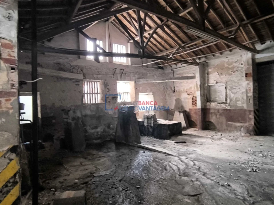 Armazém para Venda em Alcanena e Vila Moreira Foto 30