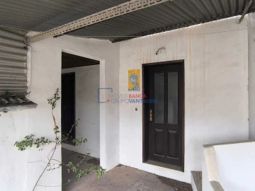 Armazém para Venda em Alcanena e Vila Moreira
