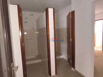 Armazém para Venda em Alcanena e Vila Moreira