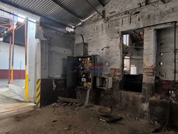 Armazém para Venda em Alcanena e Vila Moreira