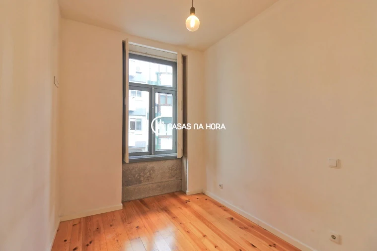 Apartamento T2 para Venda em Bonfim Foto 8