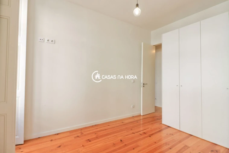 Apartamento T2 para Venda em Bonfim Foto 20