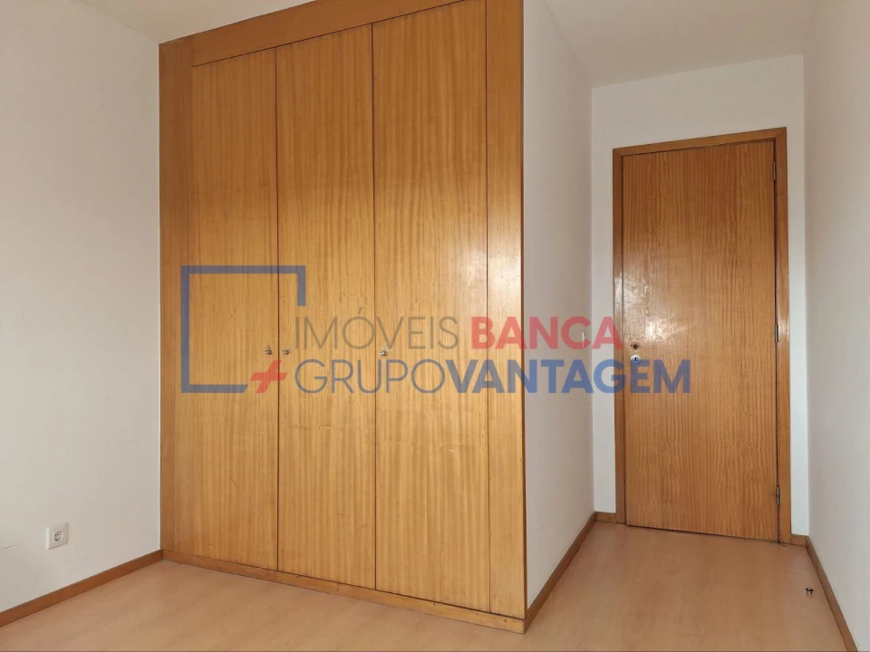 Apartamento T3 para Venda em Moreira Foto 14