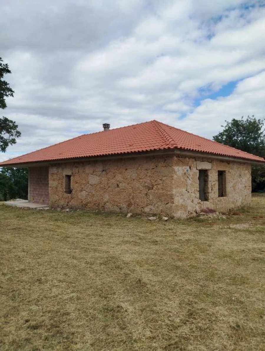 Quinta T4 para Venda em Teixoso e Sarzedo Foto 12