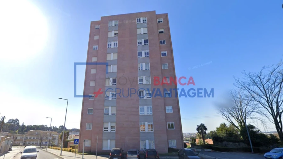 Apartamento T3 para Venda em Aguas Santas Foto 2