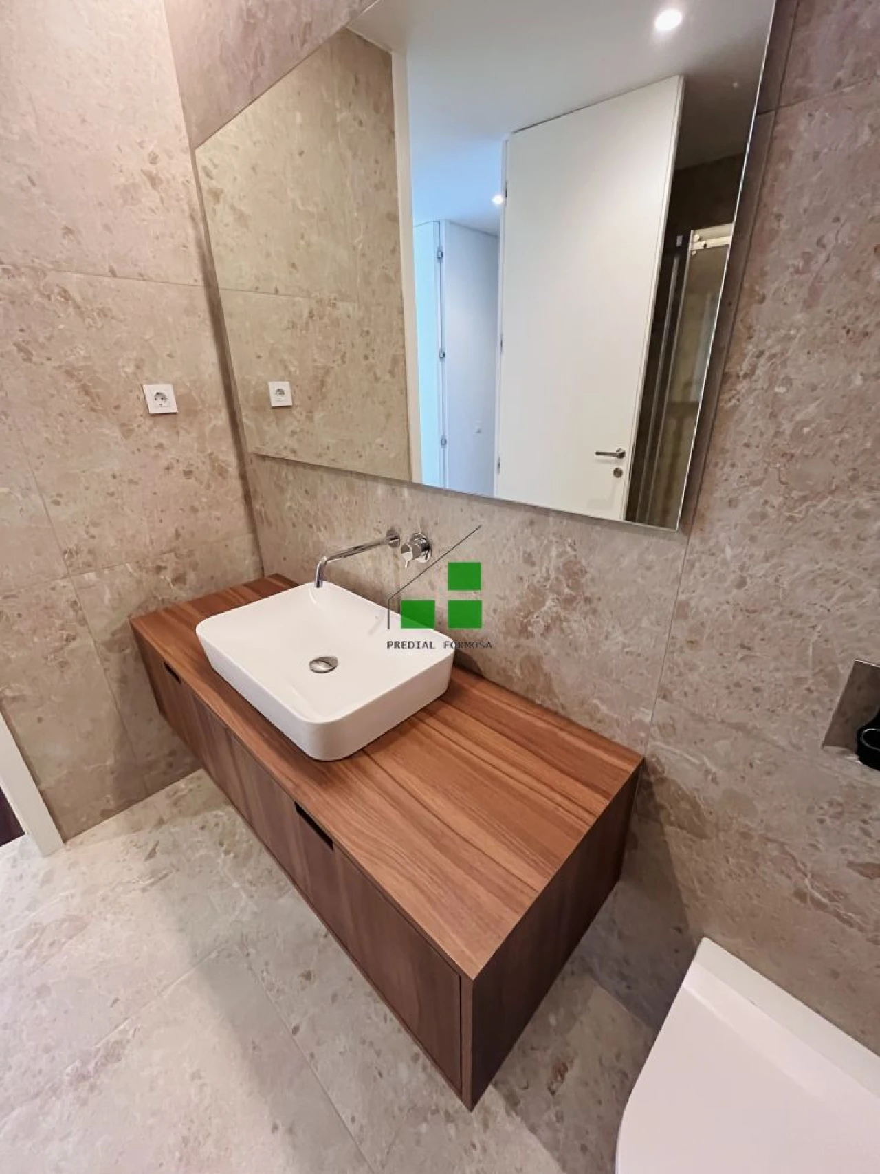 Apartamento T1 para Venda em Cidade da Maia Foto 12