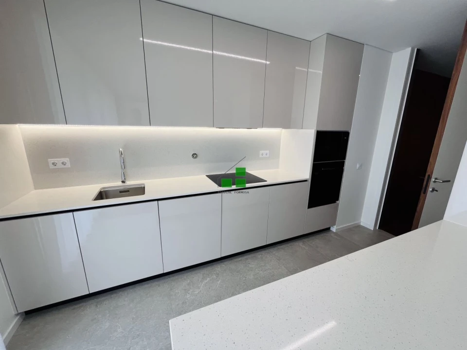 Apartamento T1 para Venda em Cidade da Maia Foto 6