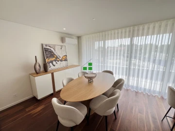 Apartamento T3 para Venda em Cidade da Maia