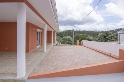 Moradia T3 para Venda em Canedo, Vale e Vila Maior
