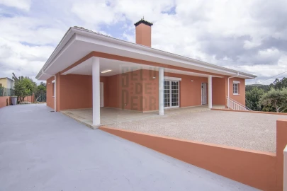 Moradia T3 para Venda em Canedo, Vale e Vila Maior