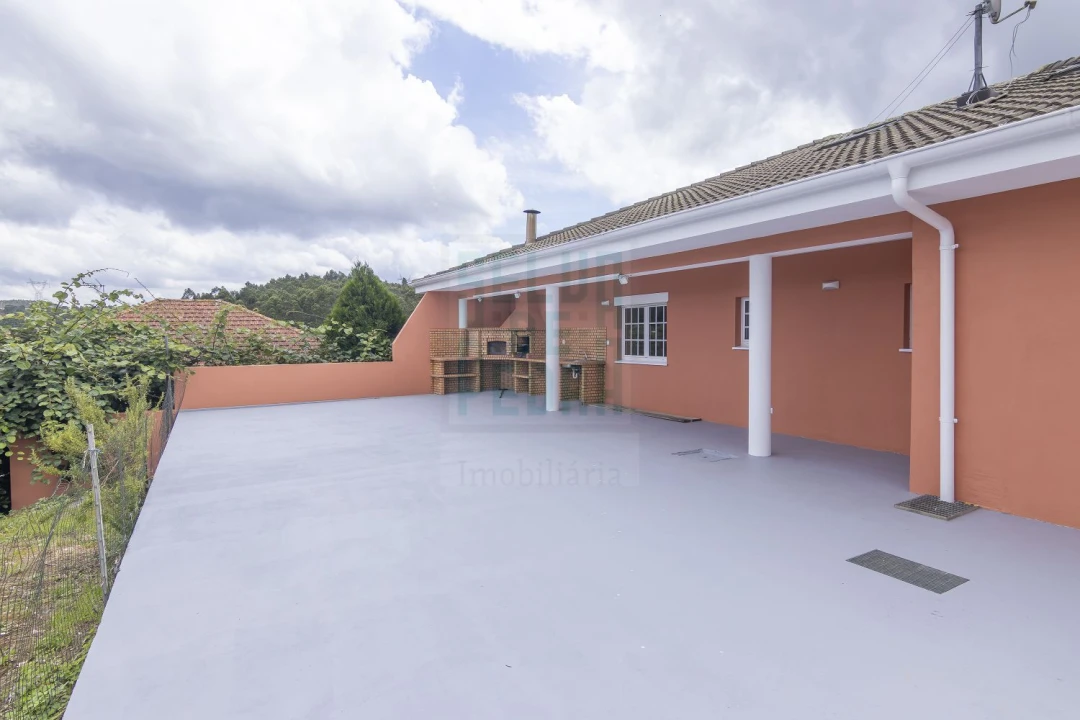 Moradia T3 para Venda em Canedo, Vale e Vila Maior Foto 10
