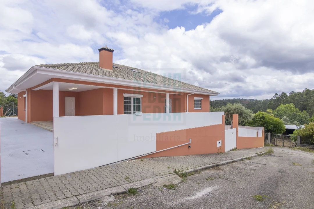 Moradia T3 para Venda em Canedo, Vale e Vila Maior Foto 40