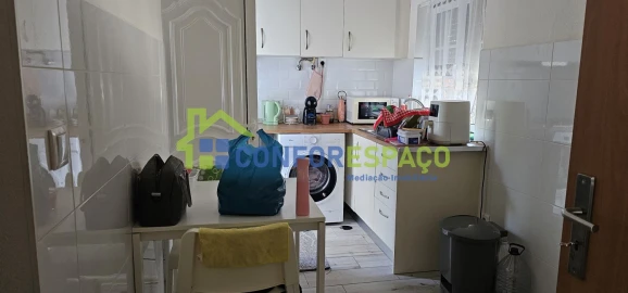 Moradia T3 para Arrendamento em Cebolais de Cima e Retaxo