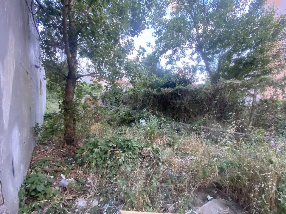 Terreno para Venda em Algueirão-Mem Martins Foto 11