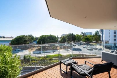 Apartamento T3 para Venda em Algés, Linda-A-Velha e Cruz Quebrada-Dafundo