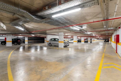 Apartamento T3 para Venda em Algés, Linda-A-Velha e Cruz Quebrada-Dafundo