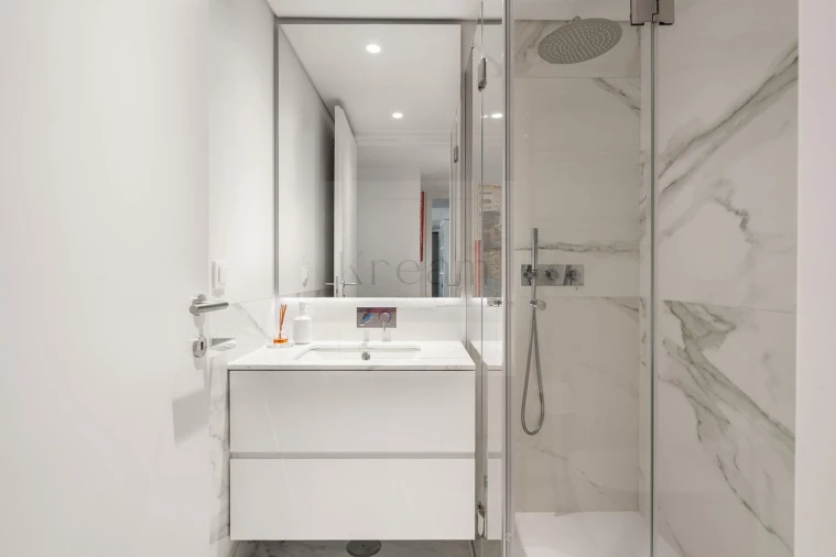 Apartamento T3 para Venda em Algés, Linda-A-Velha e Cruz Quebrada-Dafundo Foto 14