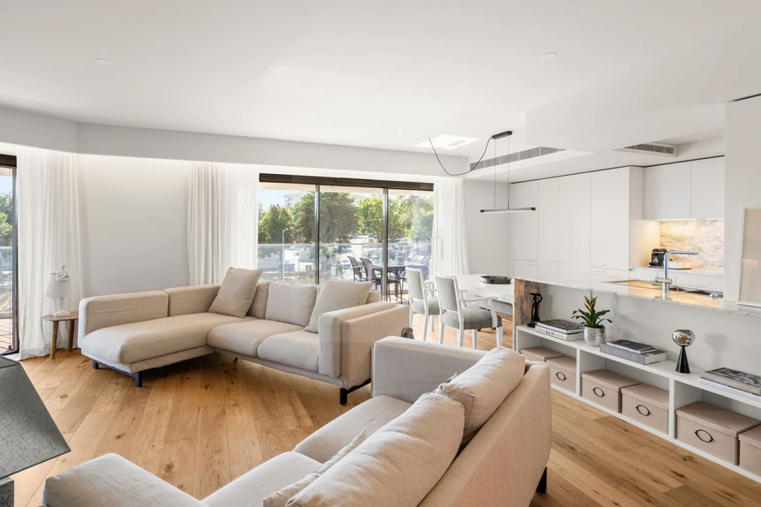 Apartamento T3 para Venda em Algés, Linda-A-Velha e Cruz Quebrada-Dafundo Foto 2