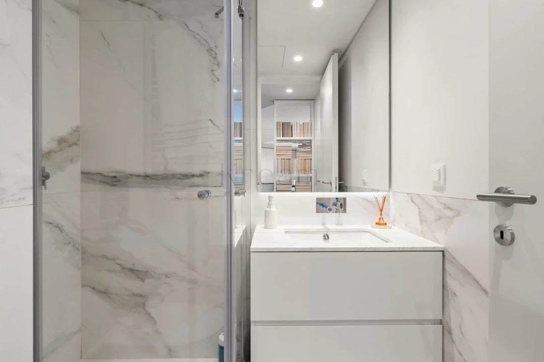 Apartamento T3 para Venda em Algés, Linda-A-Velha e Cruz Quebrada-Dafundo Foto 17