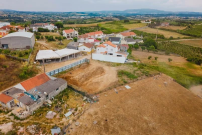 Moradia T4 para Venda em Roliça