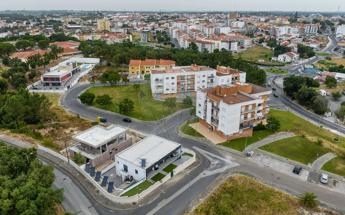 Moradia T4 para Venda em Cartaxo e Vale da Pinta Foto 9