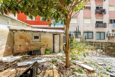 Prédio para Venda em Cacém e São Marcos