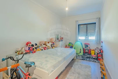 Apartamento T2 para Venda em Vilar de Andorinho
