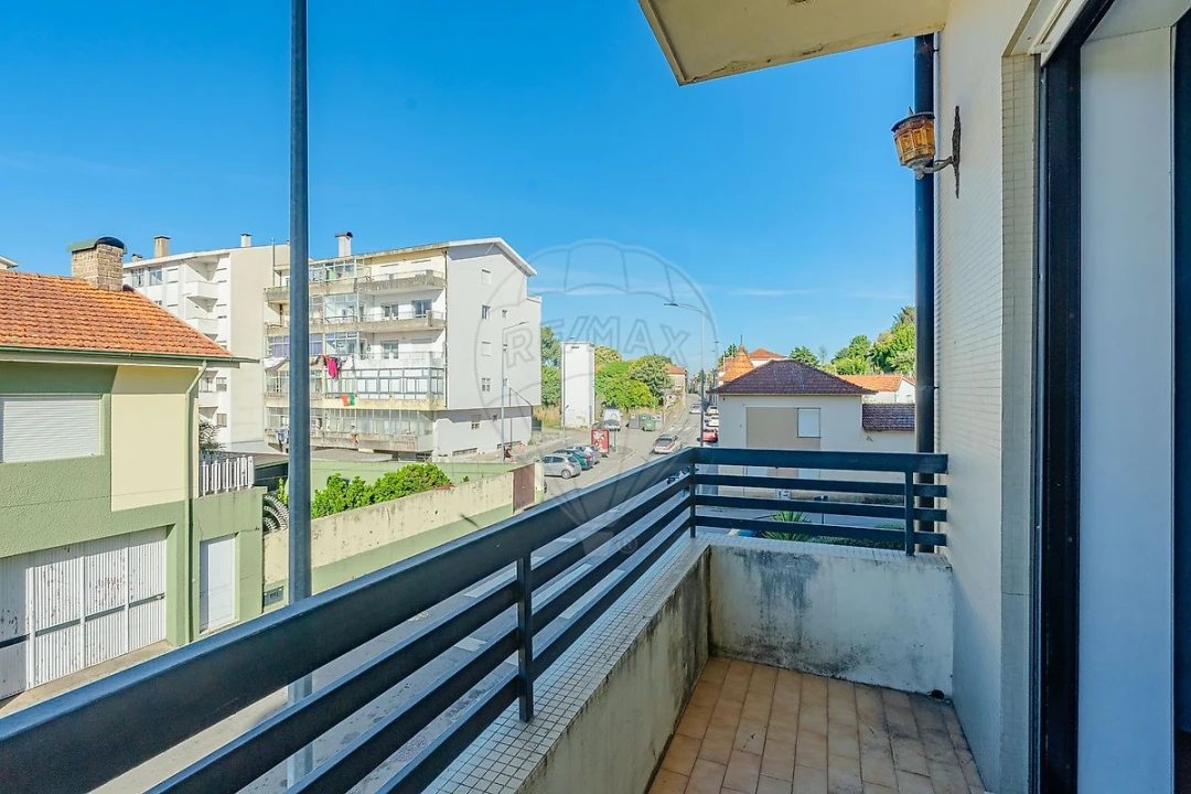 Apartamento T2 para Venda em Vilar de Andorinho Foto 25