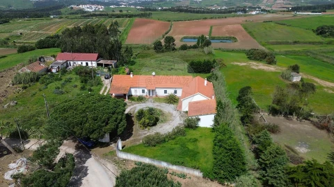Moradia T3 para Venda em A dos Cunhados e Maceira