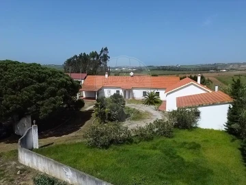 Moradia T3 para Venda em A dos Cunhados e Maceira