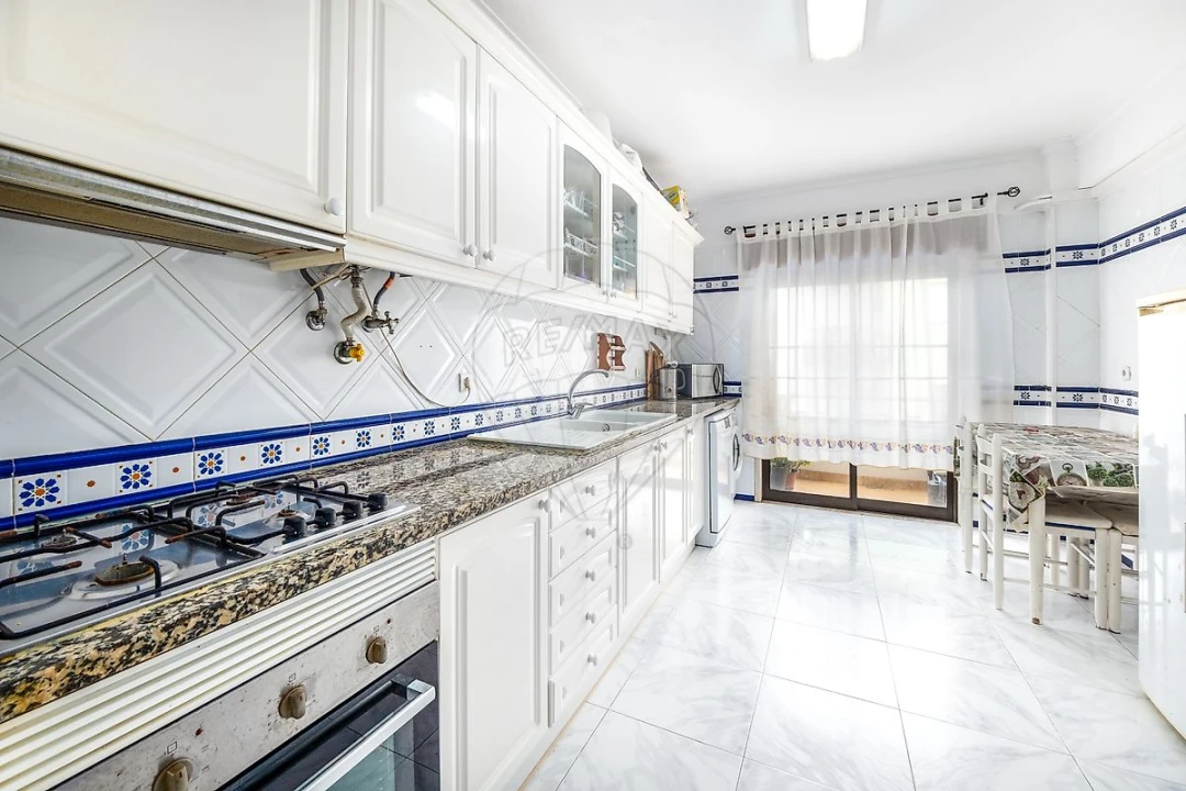 Apartamento T3 para Venda em Alverca do Ribatejo e Sobralinho Foto 10