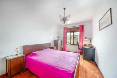 Apartamento T3 para Venda em Alverca do Ribatejo e Sobralinho