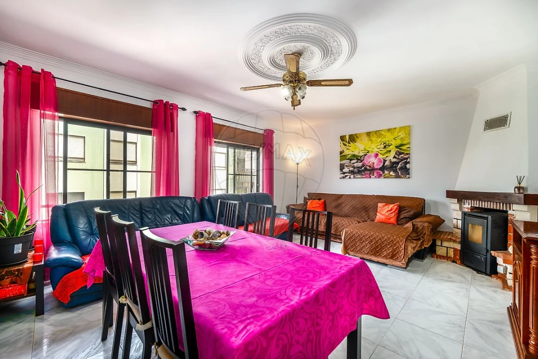 Apartamento T3 para Venda em Alverca do Ribatejo e Sobralinho Foto 6