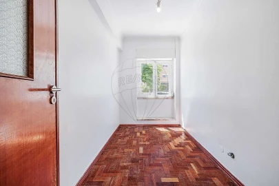 Apartamento T2 para Venda em Agualva e Mira-Sintra