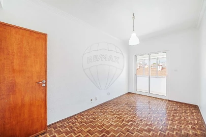 Apartamento T2 para Venda em Cacém e São Marcos
